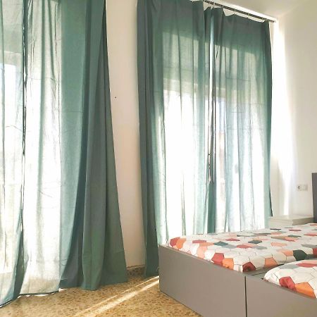 Appartamento Sunny Malaga Centre Flats, 2 Options, With Balcony Or Terrace Esterno foto